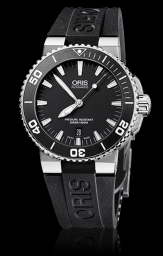 Oris Aquis Date 43 (733 7653 4154-07 4 26 34EB)